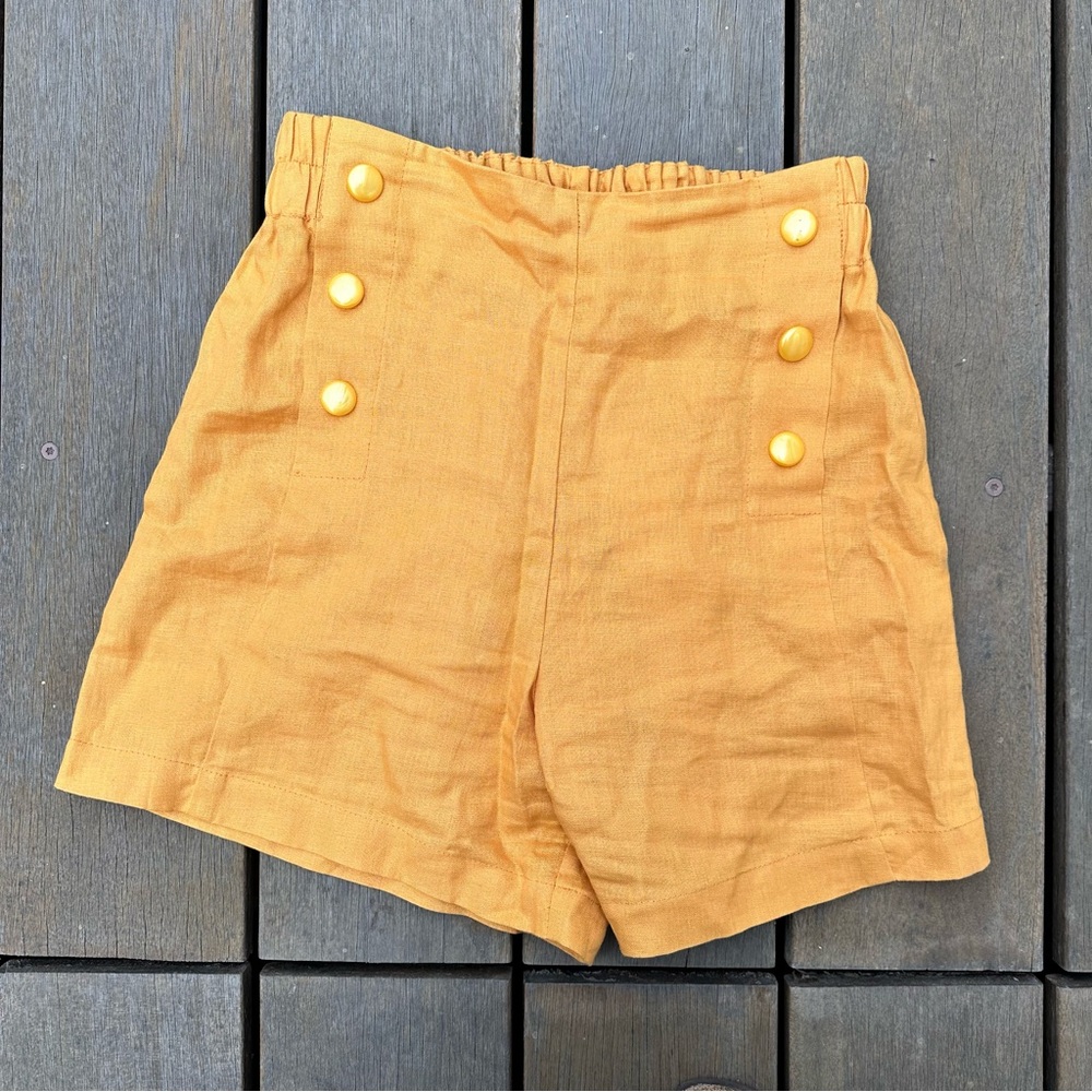 CUCA | linen shorts